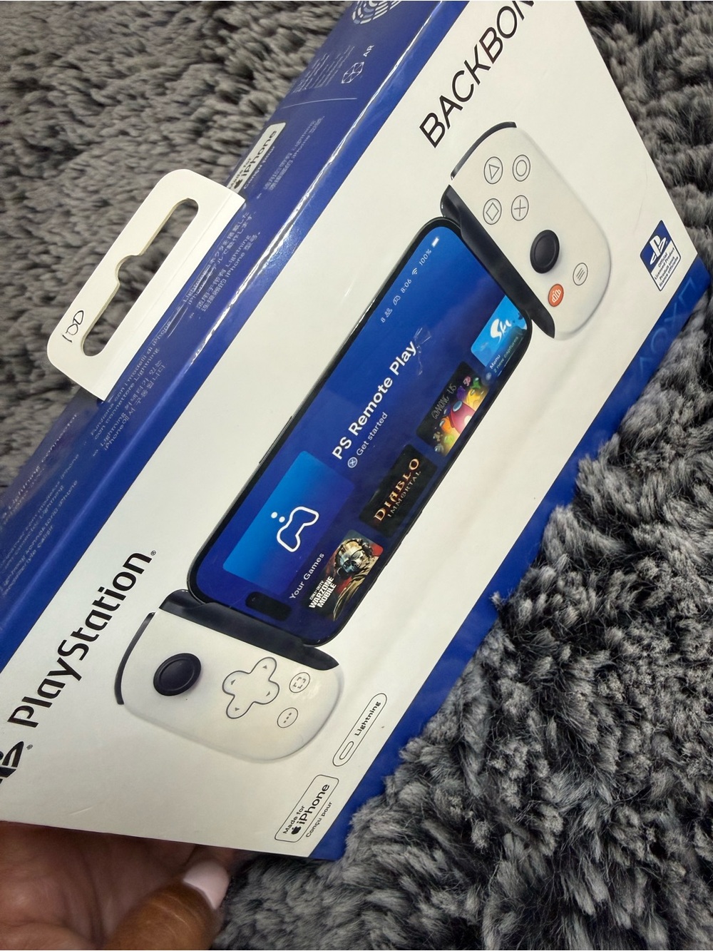 Sony Backbone Mobile Controller - White and Black Accents